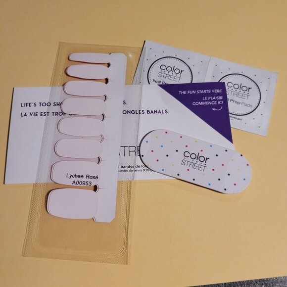 Lychee Rose - Color Street - A00953 - Picture 2 of 2